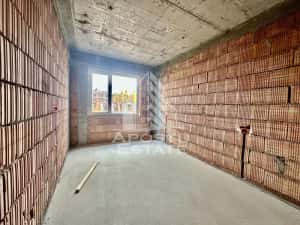Apartament cu 2 camere, boxa 2 si 2 parcari, bucatarie inchisa, Giroc — miniatura 2