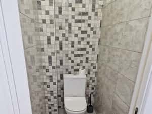 Apartament cu 2 camere in zona 13 Septembrie — miniatura 9