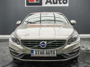 2016 Volvo V60 2.4 Hybrid Plug In 220 Cai Automat Euro 6 — miniatura 2
