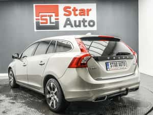 2016 Volvo V60 2.4 Hybrid Plug In 220 Cai Automat Euro 6 — miniatura 4