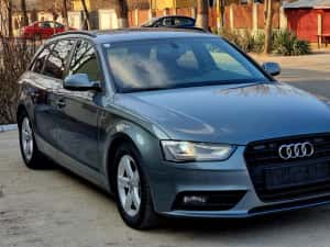 URGENT!!!AUDI A4 S LINE B 8,5 2.0 Tdi Automat  An 2012 Euro 5 — miniatura 3