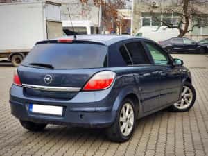 Opel Astra/1.6 Benzina/2008 — miniatura 4