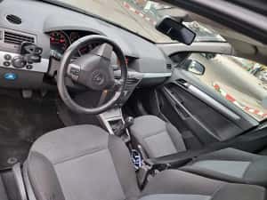 Opel Astra/1.6 Benzina/2008 — miniatura 5