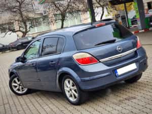 Opel Astra/1.6 Benzina/2008 — miniatura 9