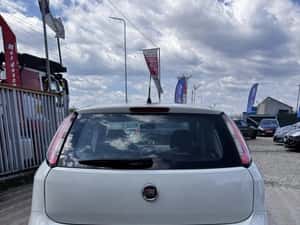 Fiat Grande Punto 2011 - 2.590 EUR — miniatura 7