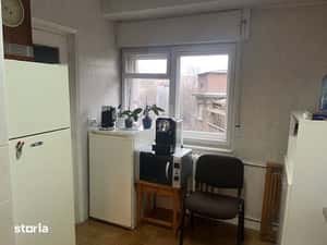 Apartament 3 camere, balcon, etaj 4/8,vedere mixtă. — miniatura 5