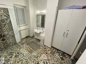 Pta.Unirii, Garsoniera - Centrul Istoric- de închiriat — miniatura 3