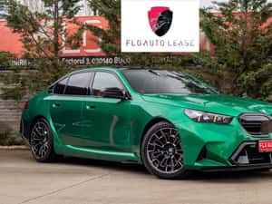 BMW M5 (G90) 4.4 V8 (727 CP) Plug-in Hybrid M xDrive M Steptronic — miniatura 2