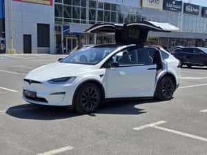 Vând Tesla Model X Long Range, an 2023, stare excelentă