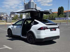 Vând Tesla Model X Long Range, an 2023, stare excelentă — miniatura 2