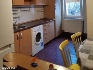 Inchiriez apartament cu 3 camere pe Str.Carpatilor 45 COMISION 0