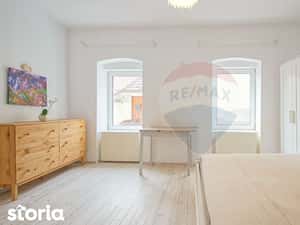 Apartament 3 camere cochet, renovat,  Centrul Istoric — miniatura 4