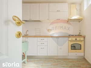 Apartament 3 camere cochet, renovat,  Centrul Istoric — miniatura 6