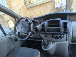 Opel vivaro 2 litri CDTI — miniatura 4