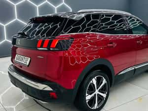 PEUGEOT 3008 GT-Line — miniatura 4