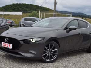 Mazda 3 Skyactiv 1.8D 116CP — miniatura 5