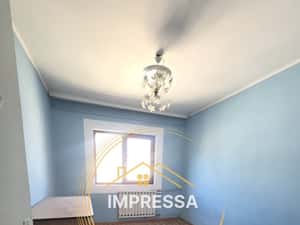 Se vinde apartament 3 camere 71mp decomandat 66000euro neg — miniatura 5