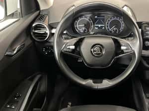 Skoda Fabia Hatchback 2023, 68.080 km, Manuală — miniatura 5