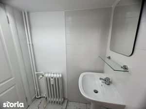 inchiriez garsoniera — miniatura 6