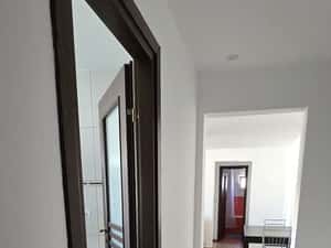 Micro 11 Targoviste,inchiriere apartament 2 camere, etaj3, confort I — miniatura 4