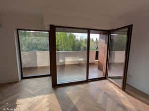 Proprietar, 2 camere, 71,8 mp utili + balcon 18,6 mp, 2 băi — miniatura 2