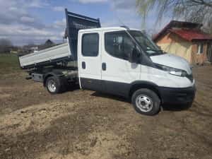 Iveco daily doka 35c14 baaculabil pe trei parti