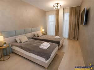 Penthouse Qualis Tractorul Brasov,terasa panoramica,3 balcoane,ales echipat — miniatura 4