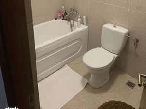 crangasi particular  2 min metrou 2 camere bloc nou — miniatura 6