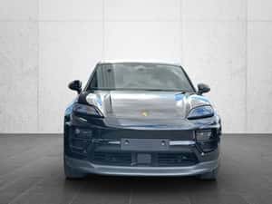 Porsche Macan SUV electric, 2025