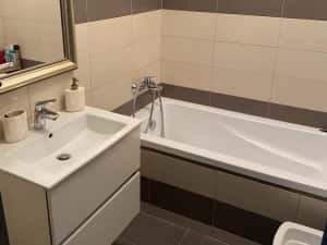 Apartament 2 camere 2 bai+parcare, bloc 2016, Vlaicu Voda Residence — miniatura 7