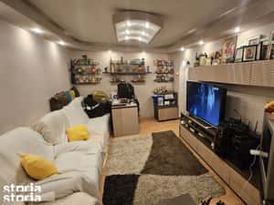 Vand Apartament 2 camere confort 2 decomandat,renovat, zona Lacul Tei — miniatura 3