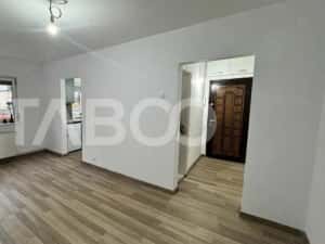 Spatiu birou de inchiriat 30mpu UTILAT Sub Arini Sibiu — miniatura 4