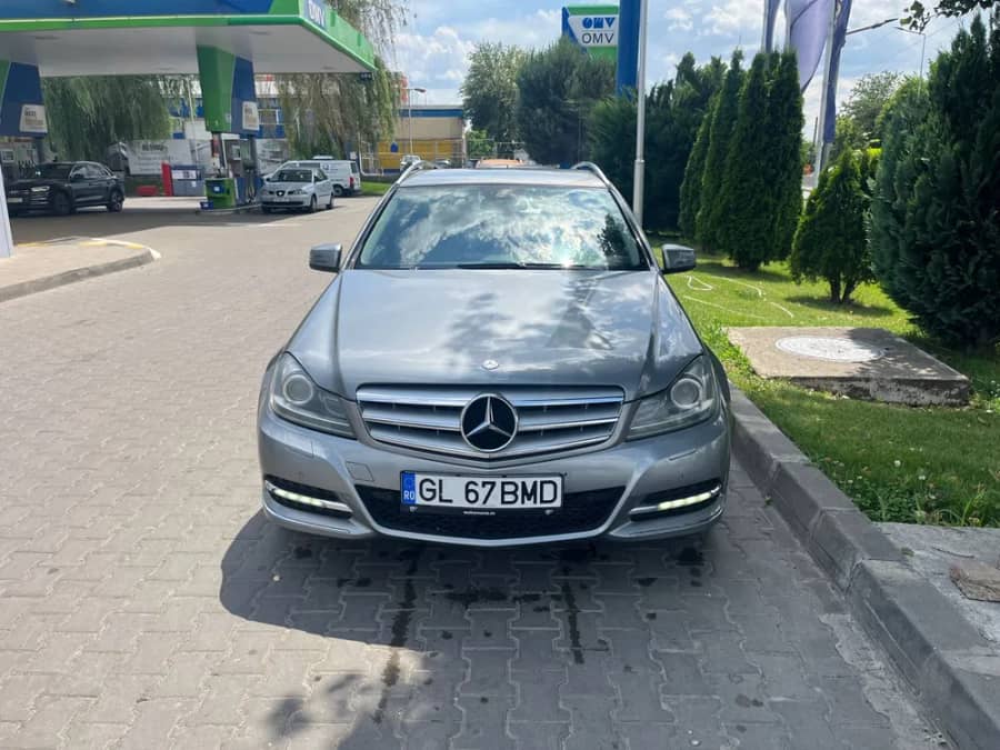 DE VANZARE- Mercedes- Benz C class 2012 Facelift — fotografie 1 din 10