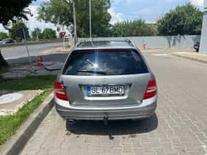 DE VANZARE- Mercedes- Benz C class 2012 Facelift — miniatura 8