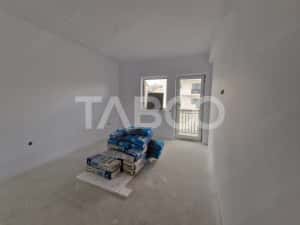 Apartament 60 mpu la CHEIE cu 3 camere balcon 18 mp pe Doamna Stanca — miniatura 10