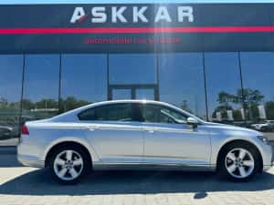 Vand Passat 2020 Diesel 1968 cmc • Sector 1, Bucuresti — miniatura 2