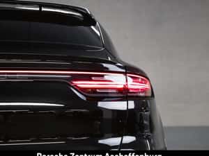 Porsche Cayenne 2023 - 26.400 km - Negru — miniatura 7
