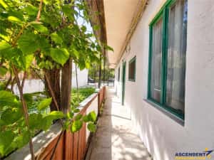 Casa individuala, compusa din 2 apartamente, zona Premium, Centrul Civic, Brasov — miniatura 1