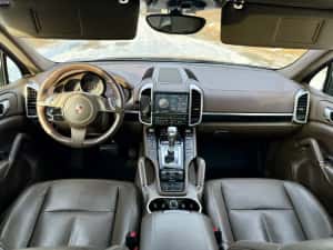 Vand Porsche Cayenne 3.0 D 245 cp 2011 — miniatura 5