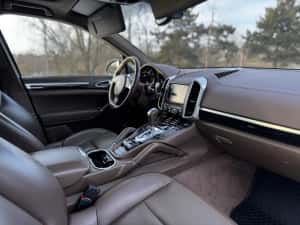 Vand Porsche Cayenne 3.0 D 245 cp 2011 — miniatura 7