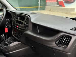 FIAT DOBLO 2021 – Utilitar spațios, economic și fiabil — miniatura 2