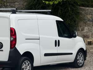 FIAT DOBLO 2021 – Utilitar spațios, economic și fiabil — miniatura 6