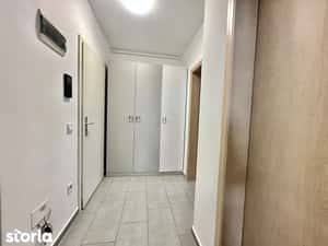 Garsoniera de inchiriat, zona Coresi — miniatura 5