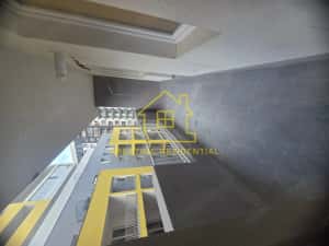 2 Cam / 58mp / Loc parcare inclus / Titan-Pallady / prima inchiriere — miniatura 3