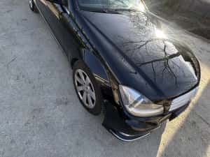 Mercedes C class 4 matic avangarde — miniatura 4