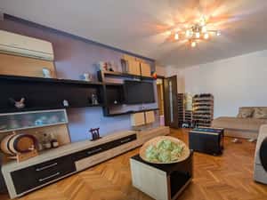 Proprietar - 4 camere decomandat Steaua, lângă Shopping City, — miniatura 2