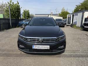 Volkswagen Passat Variant 2021 - 4x4, Drept de utilizare — miniatura 2