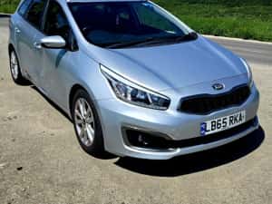 Kia Ceed 2016 1.6CRDi Euro 6 134CP — miniatura 3