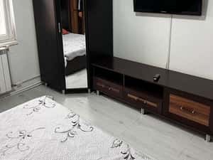 Inchiriez Garsoniera Zona Schoala Nr 8 — miniatura 6