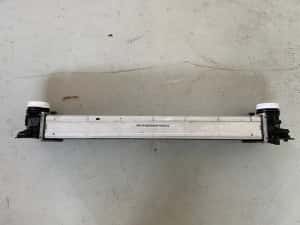 Radiator intercooler Volvo XC40 31686408 — miniatura 3